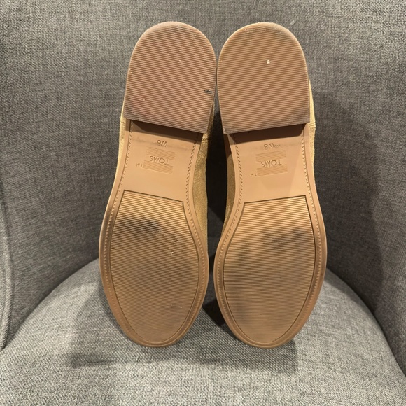 TOMS Women's ELLA Chelsea Boot Tan Suede Booties Size 8 - Picture 5 of 7